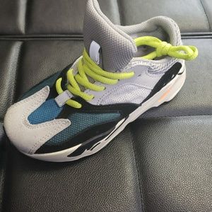 Kids yeezy